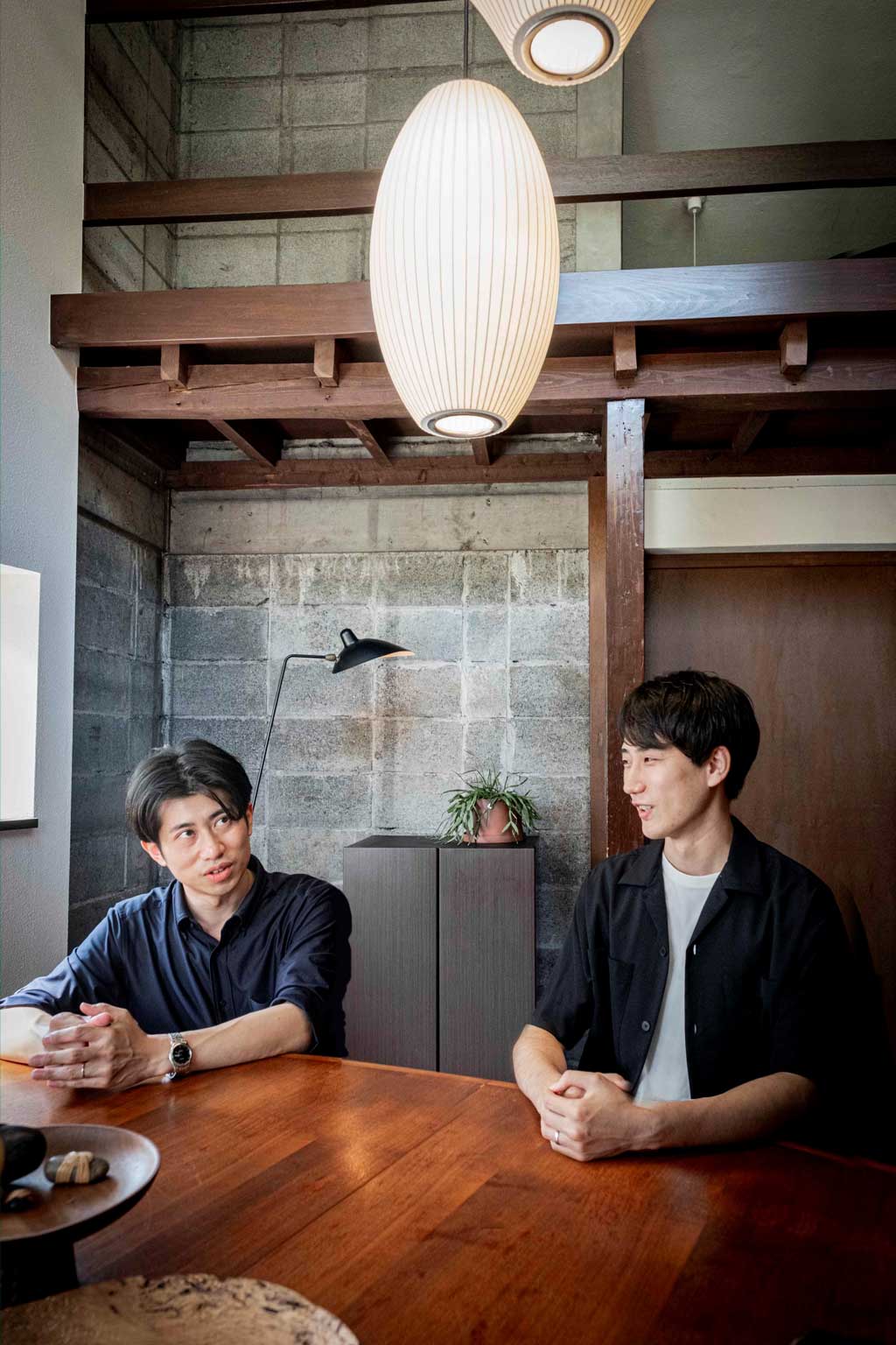 リビングにも寝室にも置きたいAQUAの家具冷蔵庫「LOOC」