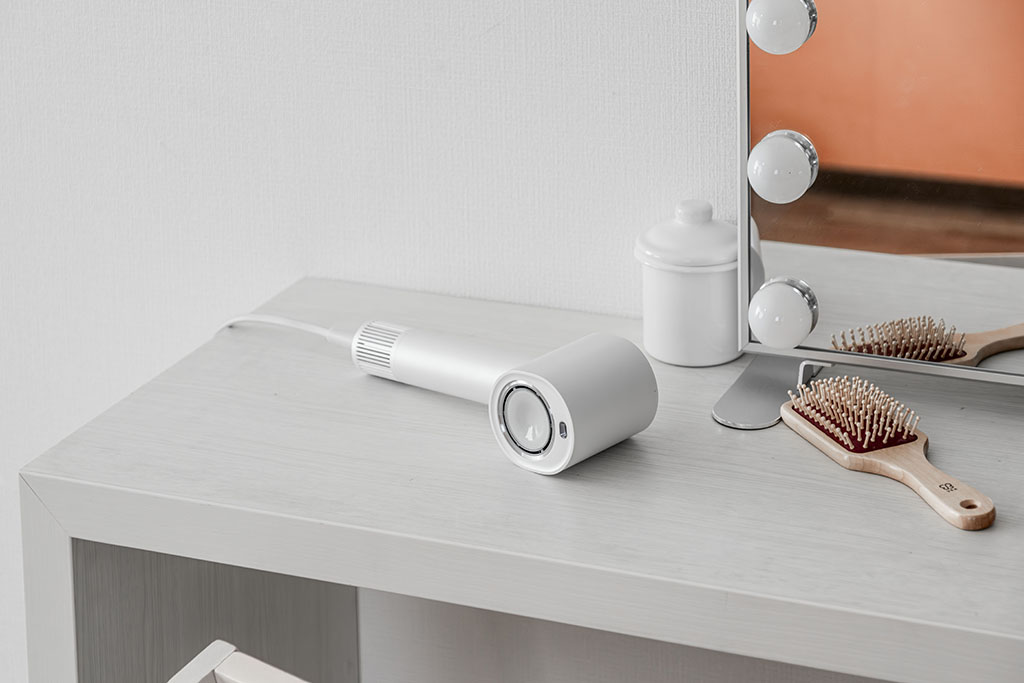 ニトリ ナノうるおい美髪ミストドライヤー ニトリの『ナノうるおいミスト美髪ドライヤー』は速乾&ツヤ髪を叶えて